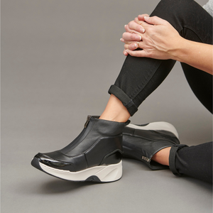 Josef Seibel Lissi 02